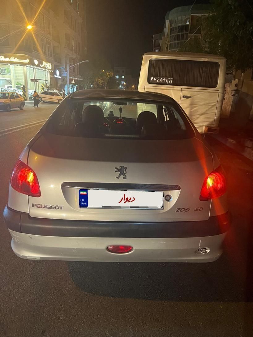 پژو ۲۰۶ صندوق دار v8 - 1388