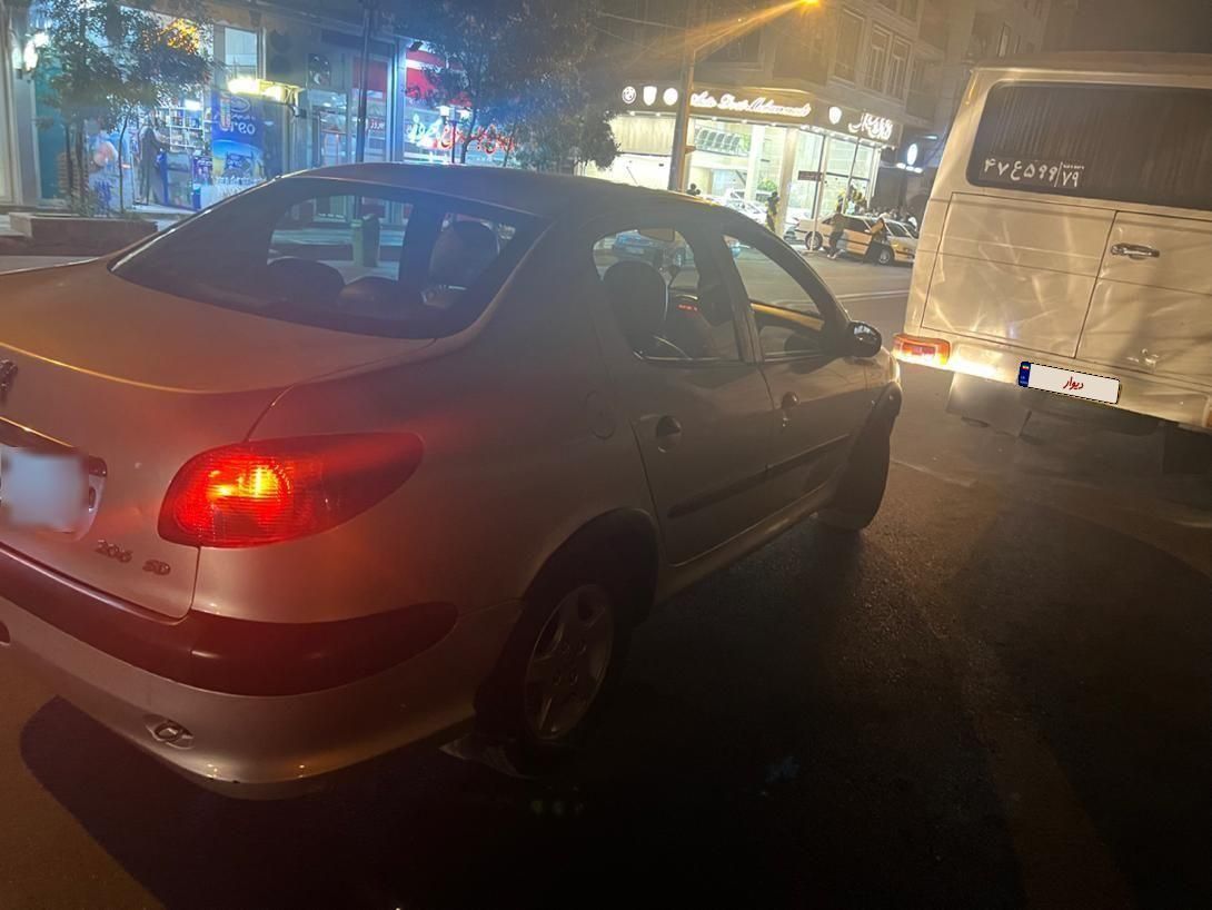 پژو ۲۰۶ صندوق دار v8 - 1388