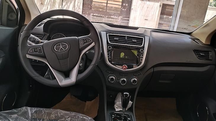 جک J4 اتوماتیک ساده - 1402