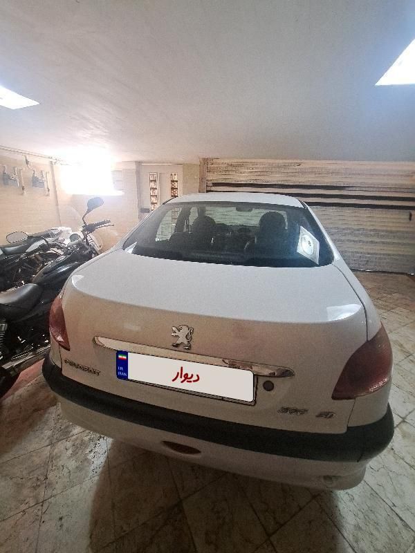 پژو ۲۰۶ صندوق دار v8 - 1391