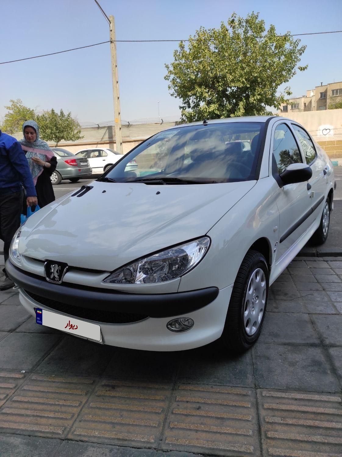 پژو ۲۰۶ صندوق دار v8 - 1393
