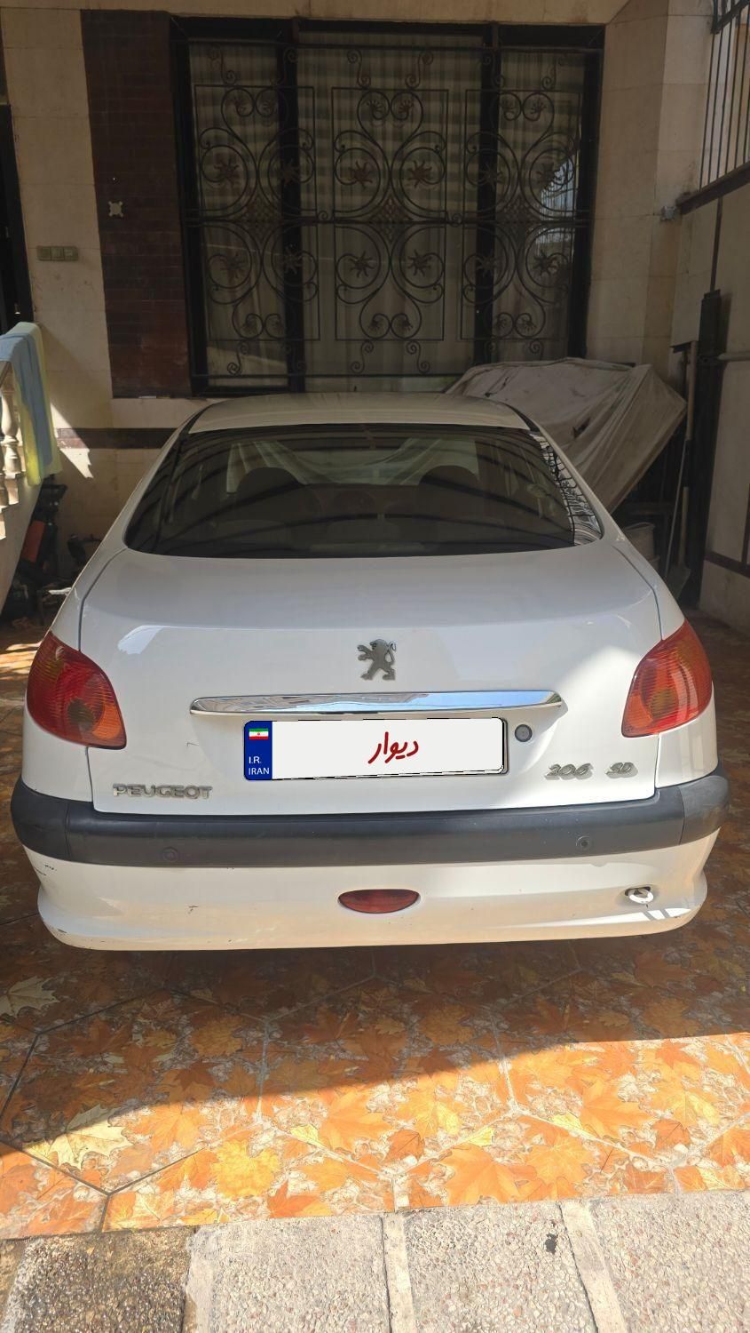پژو ۲۰۶ صندوق دار v8 - 1393