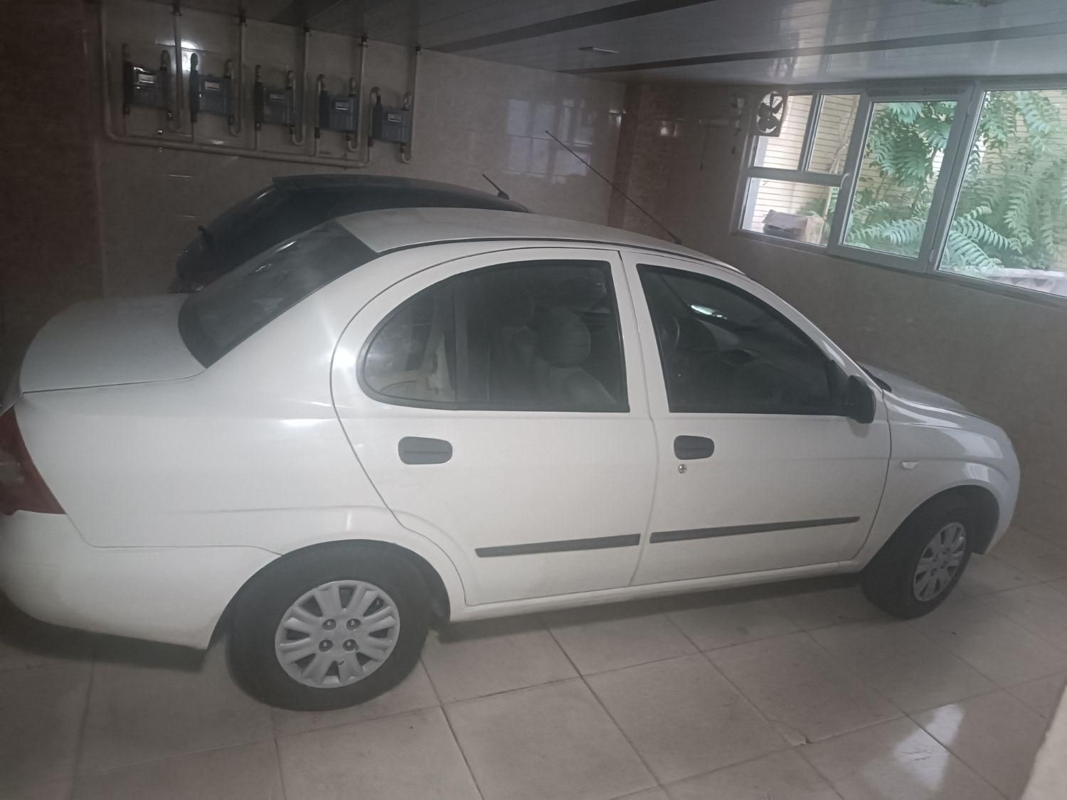 تیبا صندوق دار SX - 1399