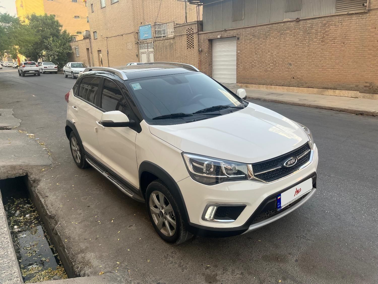 ام وی ام X22 دنده ای اسپرت لاکچری - 1402