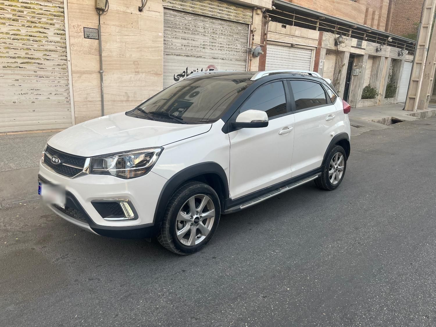 ام وی ام X22 دنده ای اسپرت لاکچری - 1402