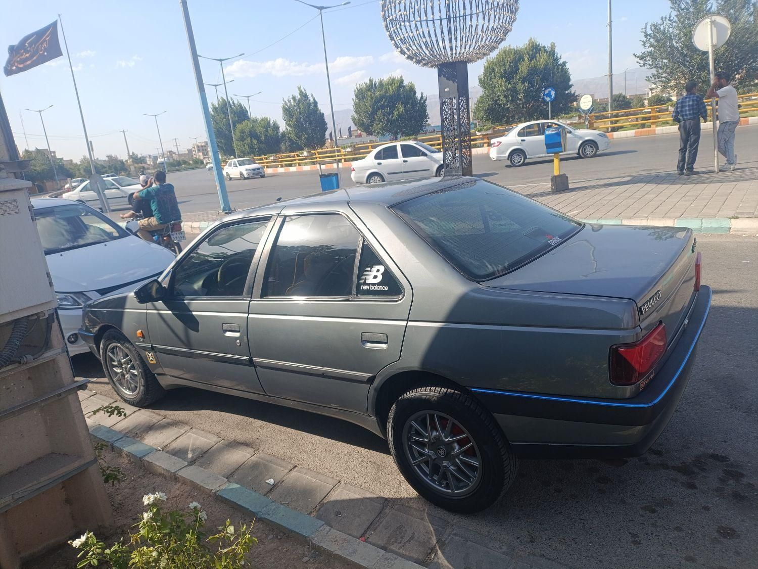 پژو 405 GLX - 1390