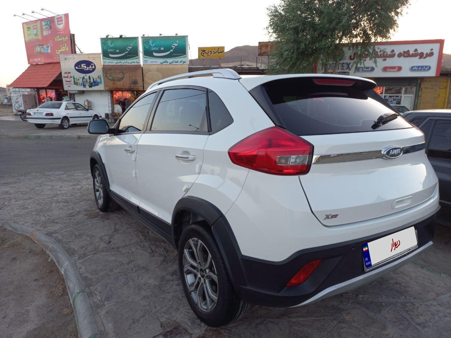 ام وی ام X22 دنده ای اسپرت لاکچری - 1400