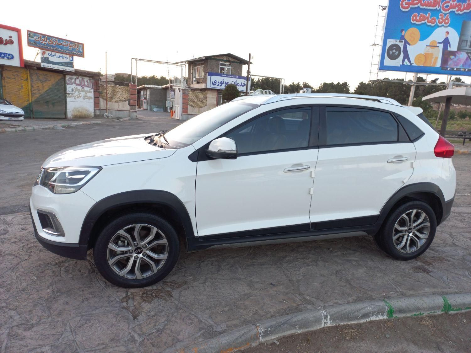 ام وی ام X22 دنده ای اسپرت لاکچری - 1400