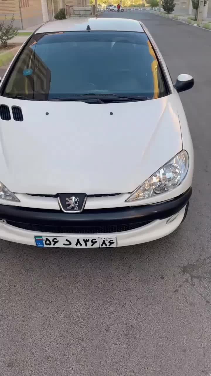 پژو ۲۰۶ صندوق دار v8 - 1389