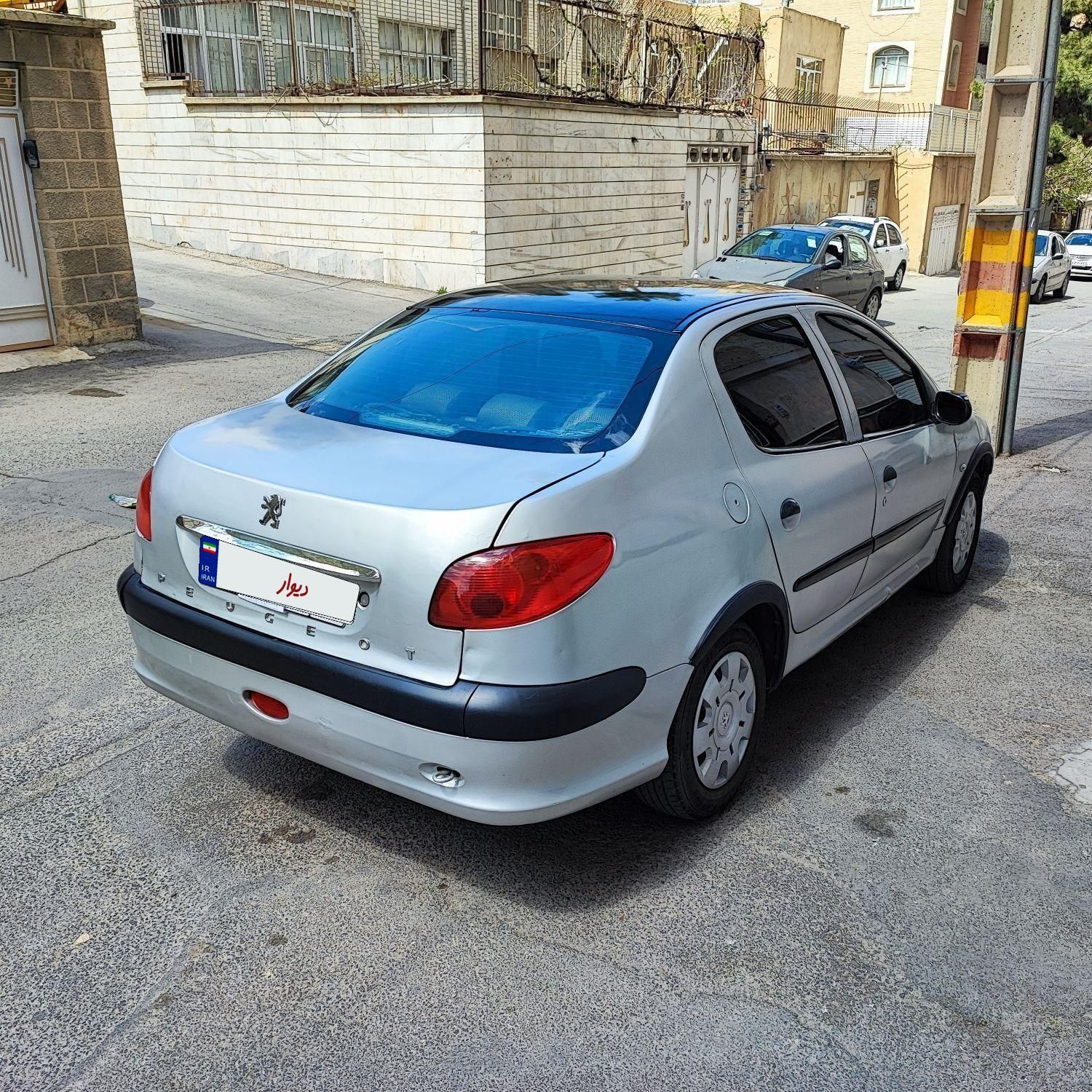 پژو ۲۰۶ صندوق دار v8 - 1387