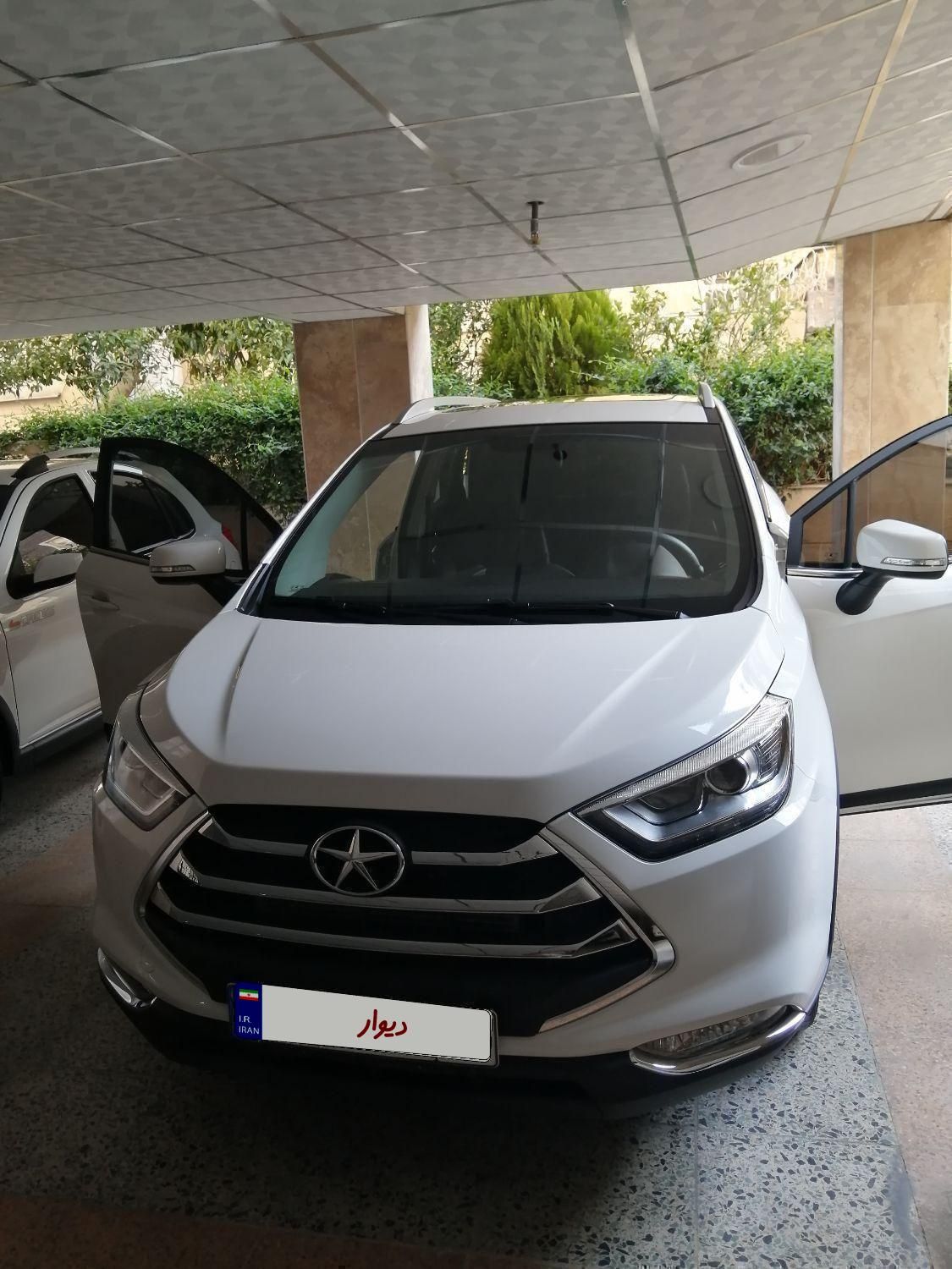 جک S3 اتوماتیک - 1402