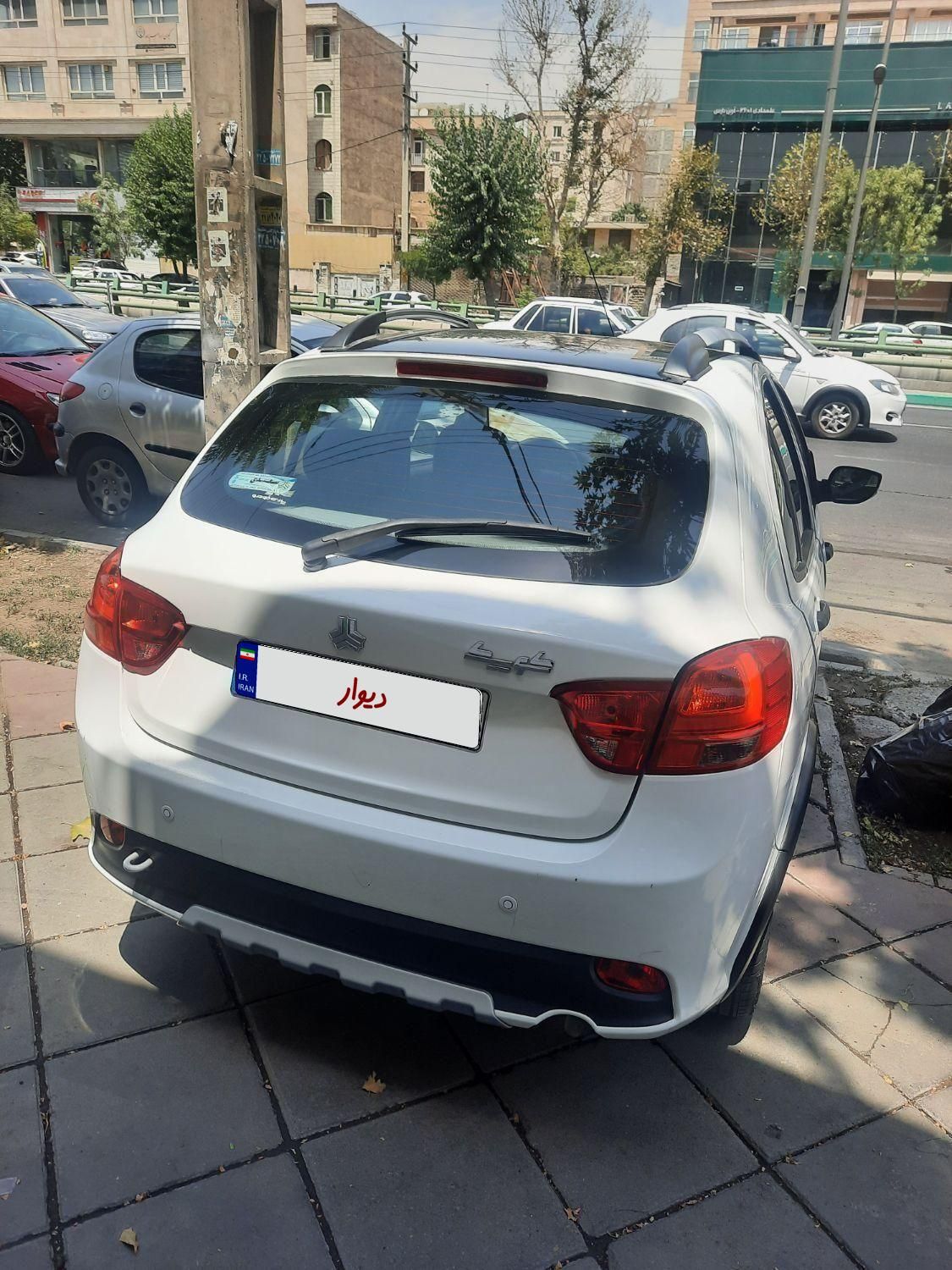 خودرو کوییک، R آگهی ann_19539196
