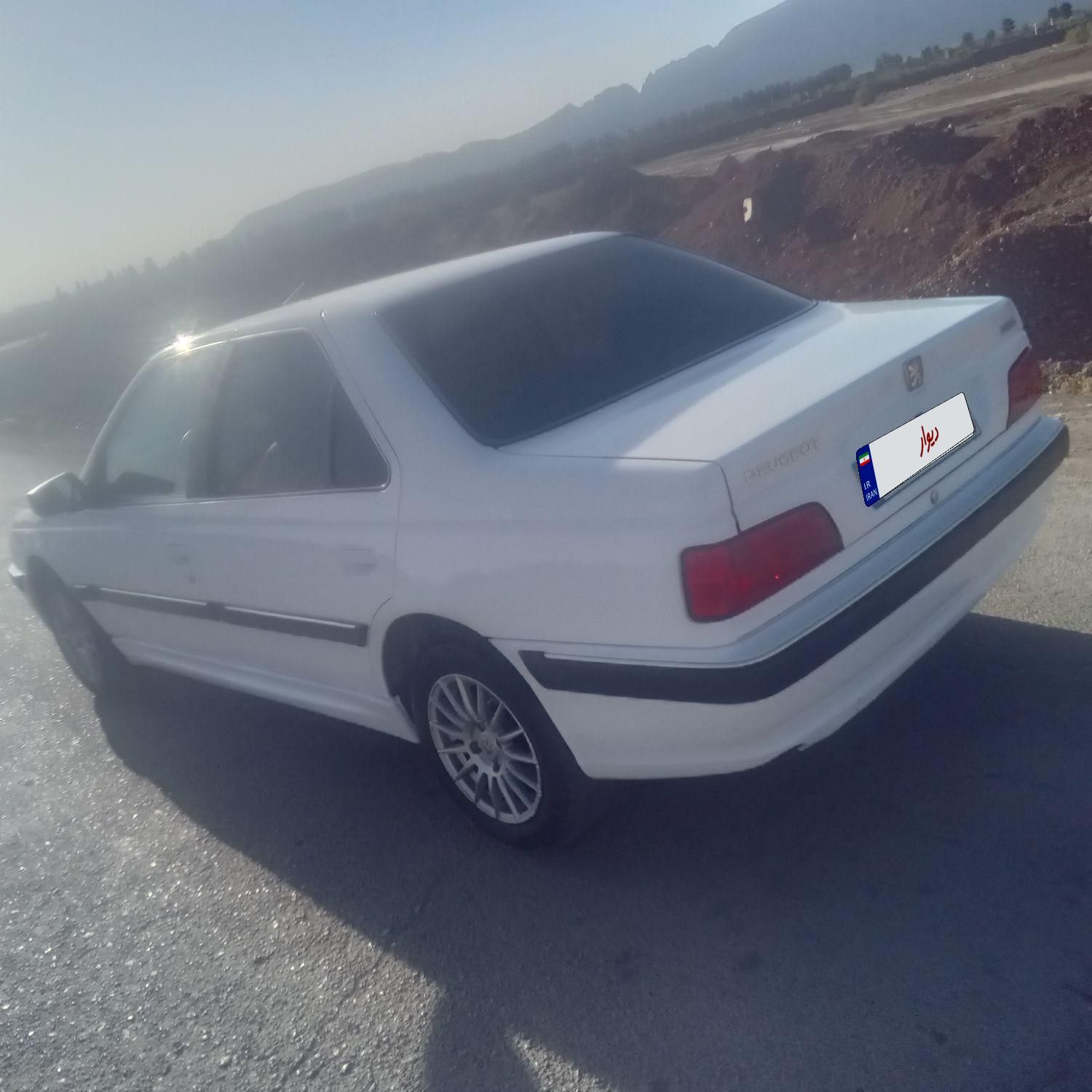 پژو پارس XU7P - 1402