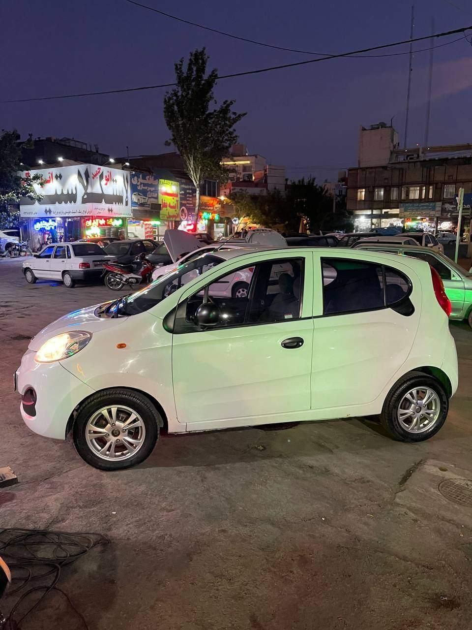 خودرو ام وی ام، 110S آگهی ann_19539464