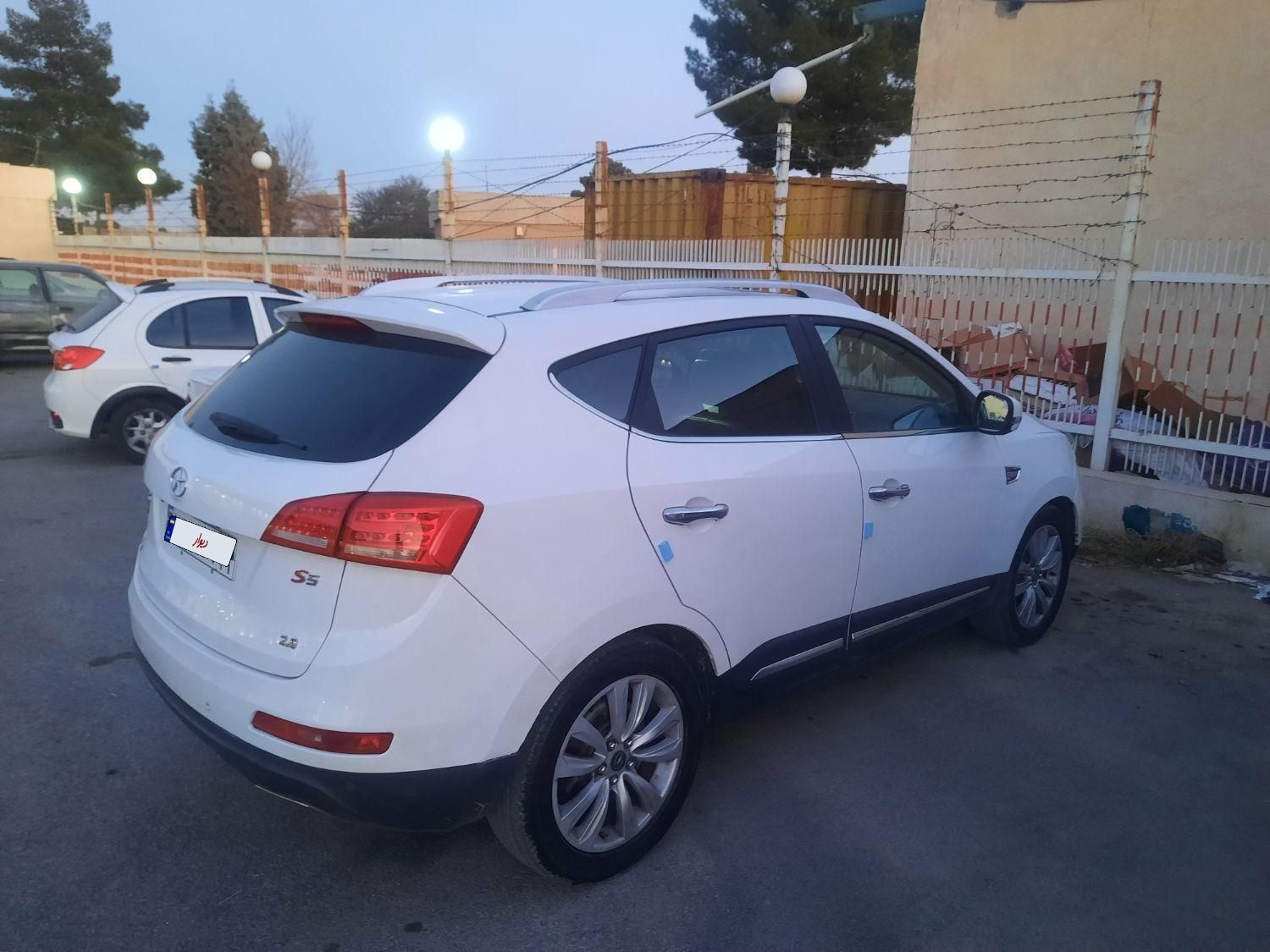 جک S5 اتوماتیک - 1395