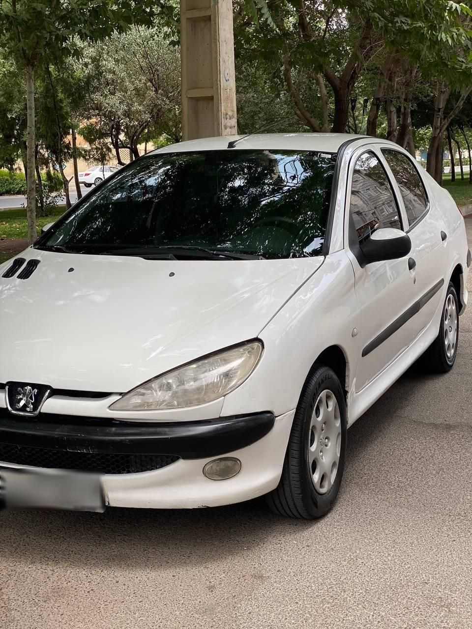 پژو ۲۰۶ صندوق دار v8 - 1396