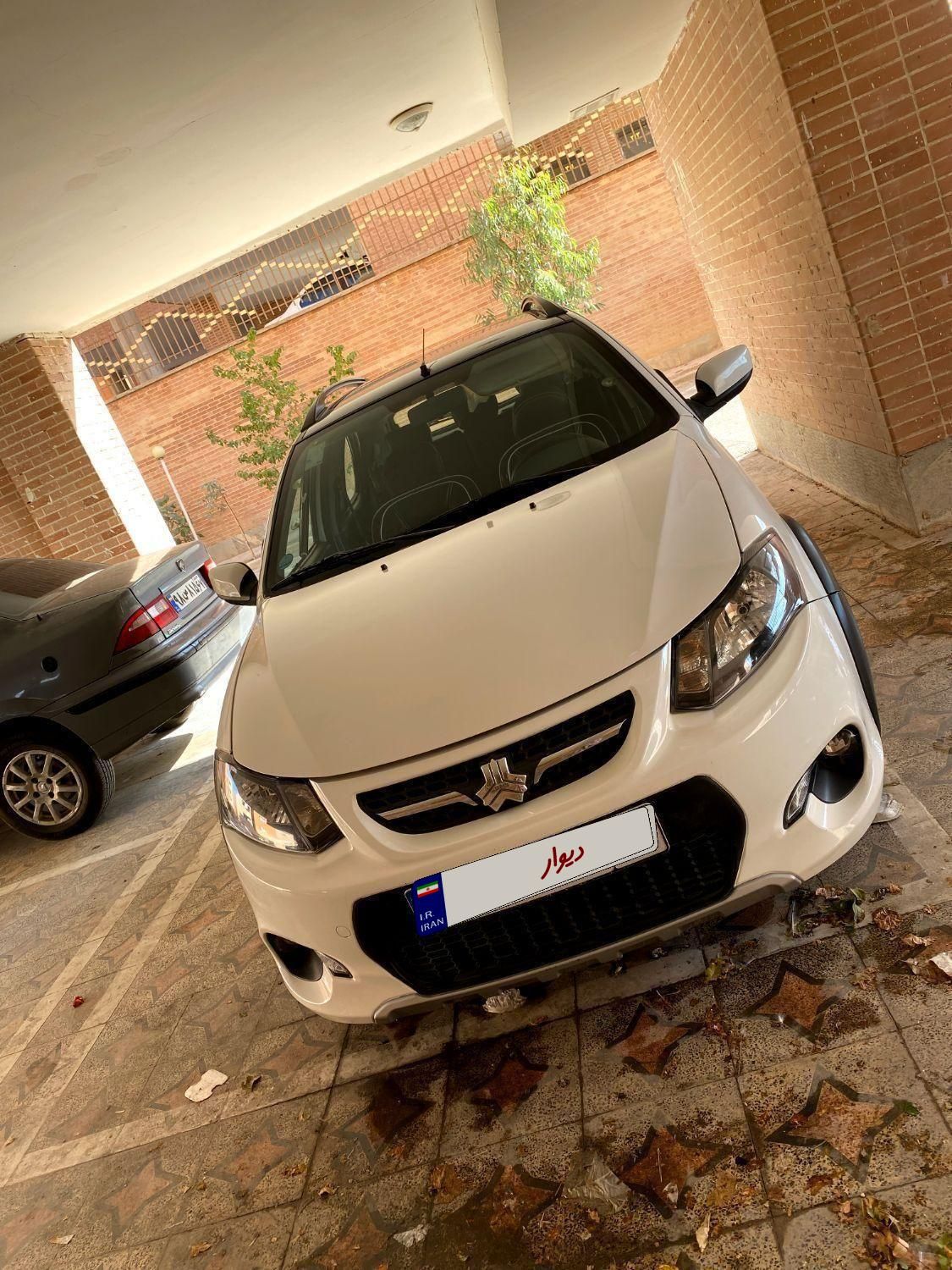 خودرو کوییک، R آگهی ann_19539933
