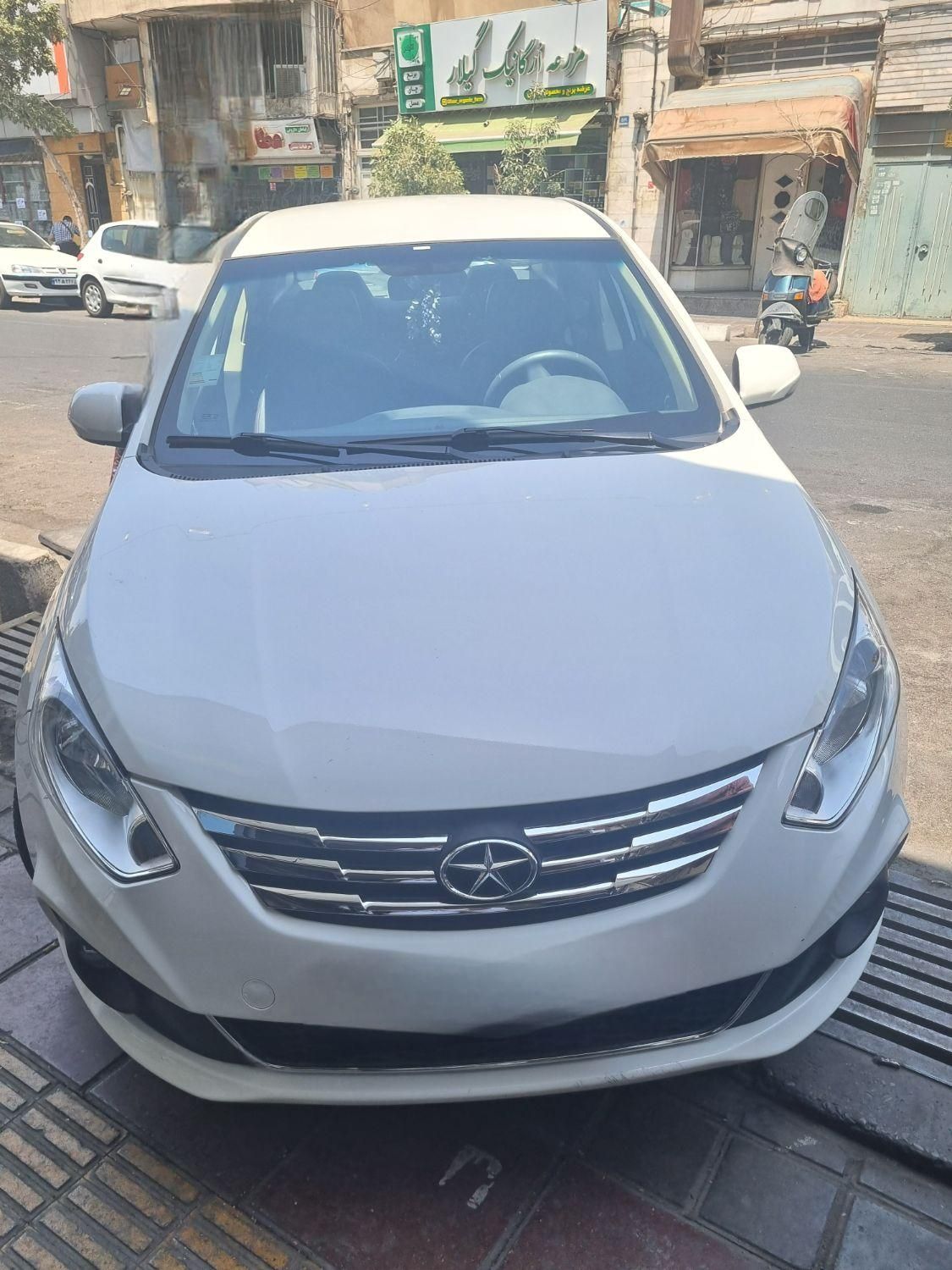 جک J4 اتوماتیک ساده - 1402