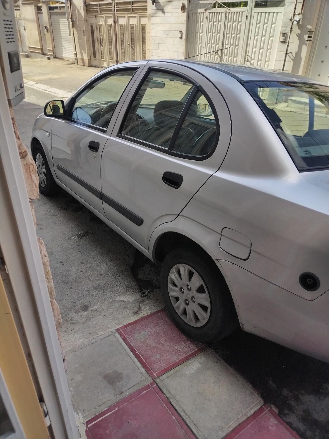 تیبا صندوق دار LX - 1390
