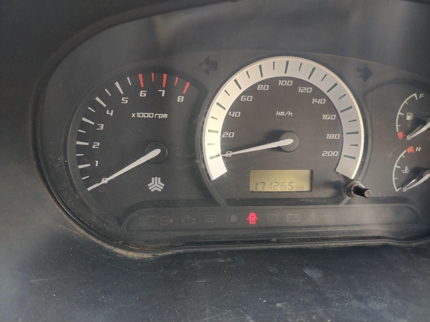 تیبا صندوق دار LX - 1390