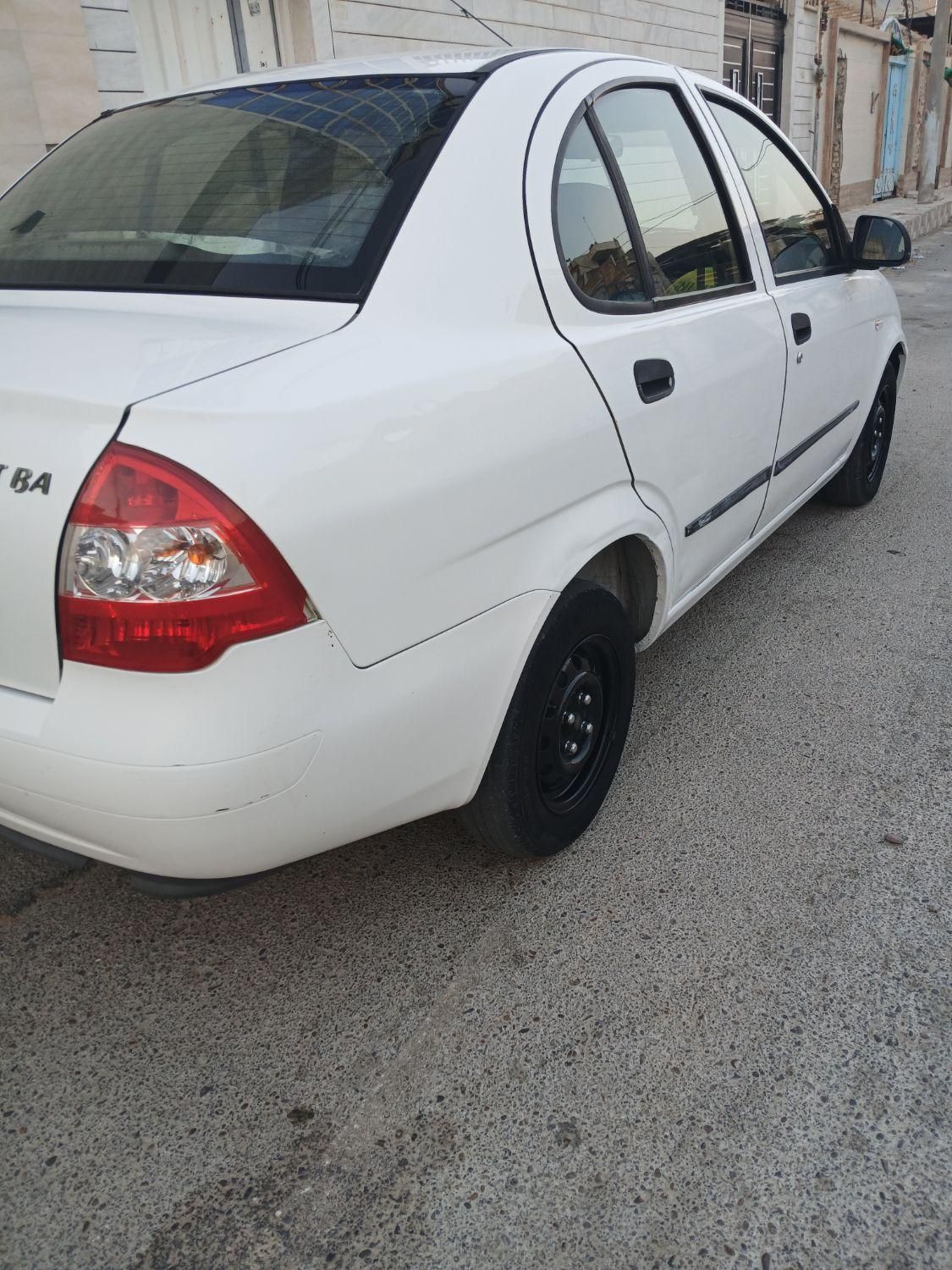 تیبا صندوق دار SX - 1398