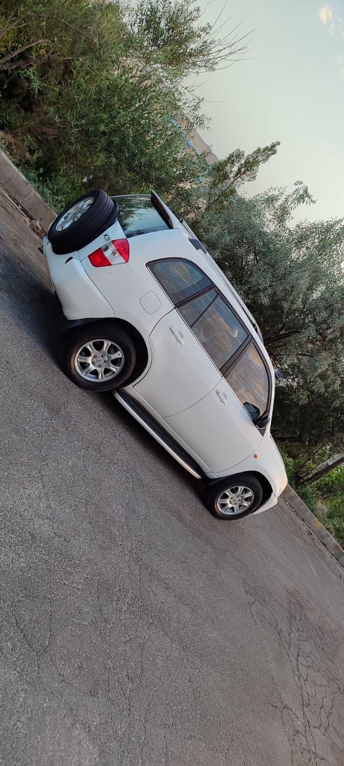 ام وی ام X33 دنده‌ای ساده - 1390