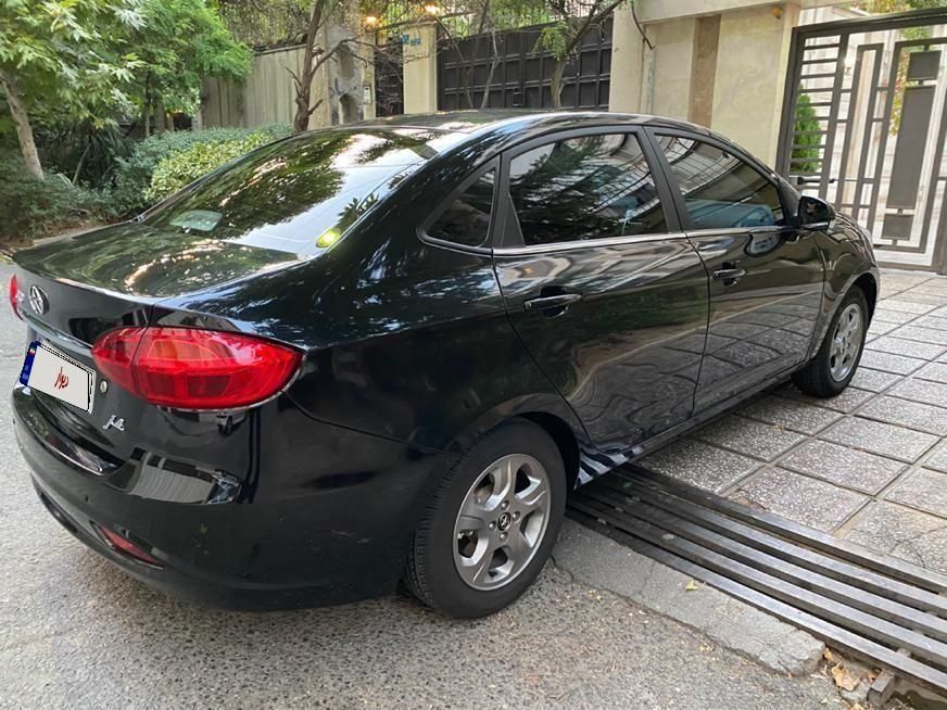 جک J4 اتوماتیک ساده - 1402