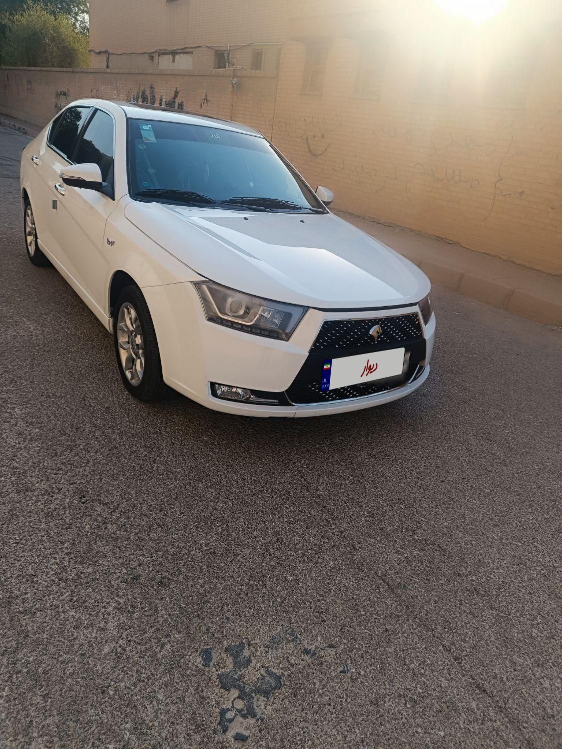 دنا پلاس توربو 6 دنده - 1403