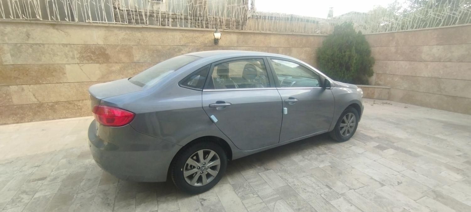 جک J4 اتوماتیک ساده - 1404