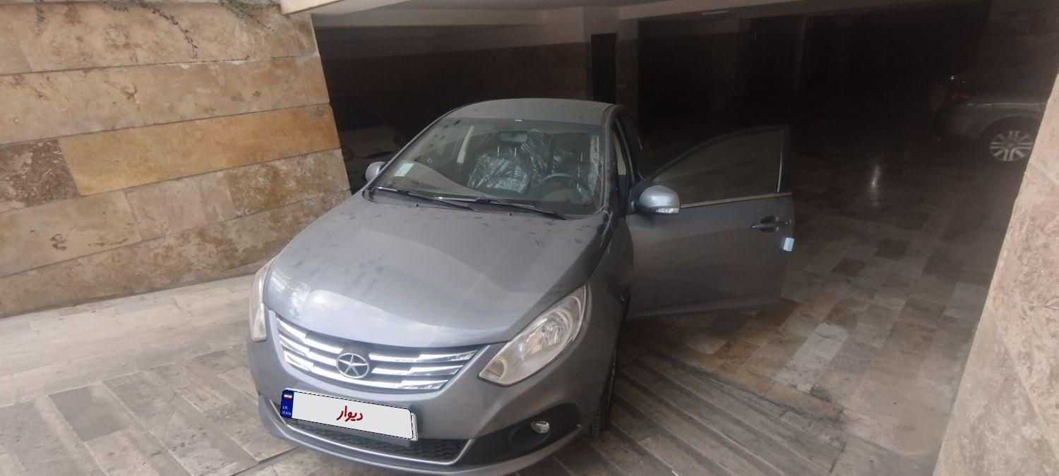 جک J4 اتوماتیک ساده - 1404