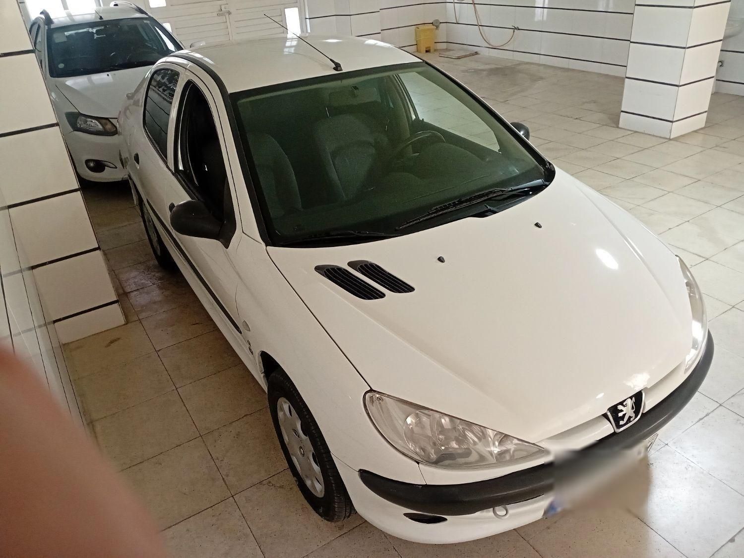 پژو ۲۰۶ صندوق دار v20 - 1390