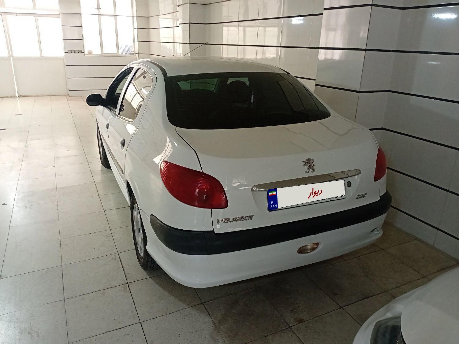 پژو ۲۰۶ صندوق دار v20 - 1390