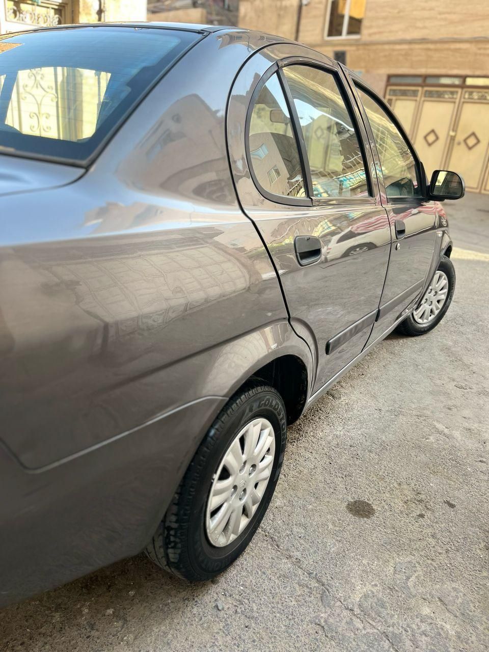 تیبا صندوق دار SX - 1391