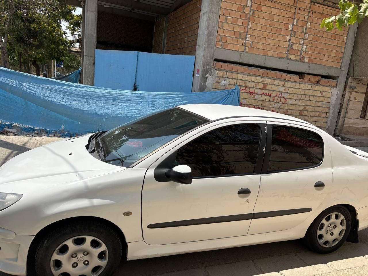 پژو ۲۰۶ صندوق دار v8 - 1390