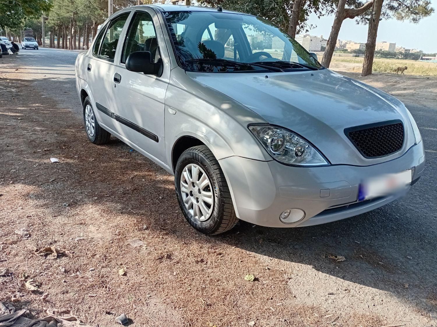 تیبا صندوق دار EX - 1395
