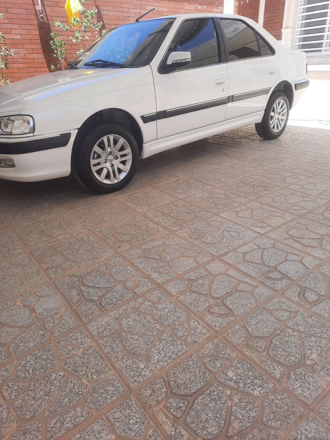 پژو پارس XU7P - 1401