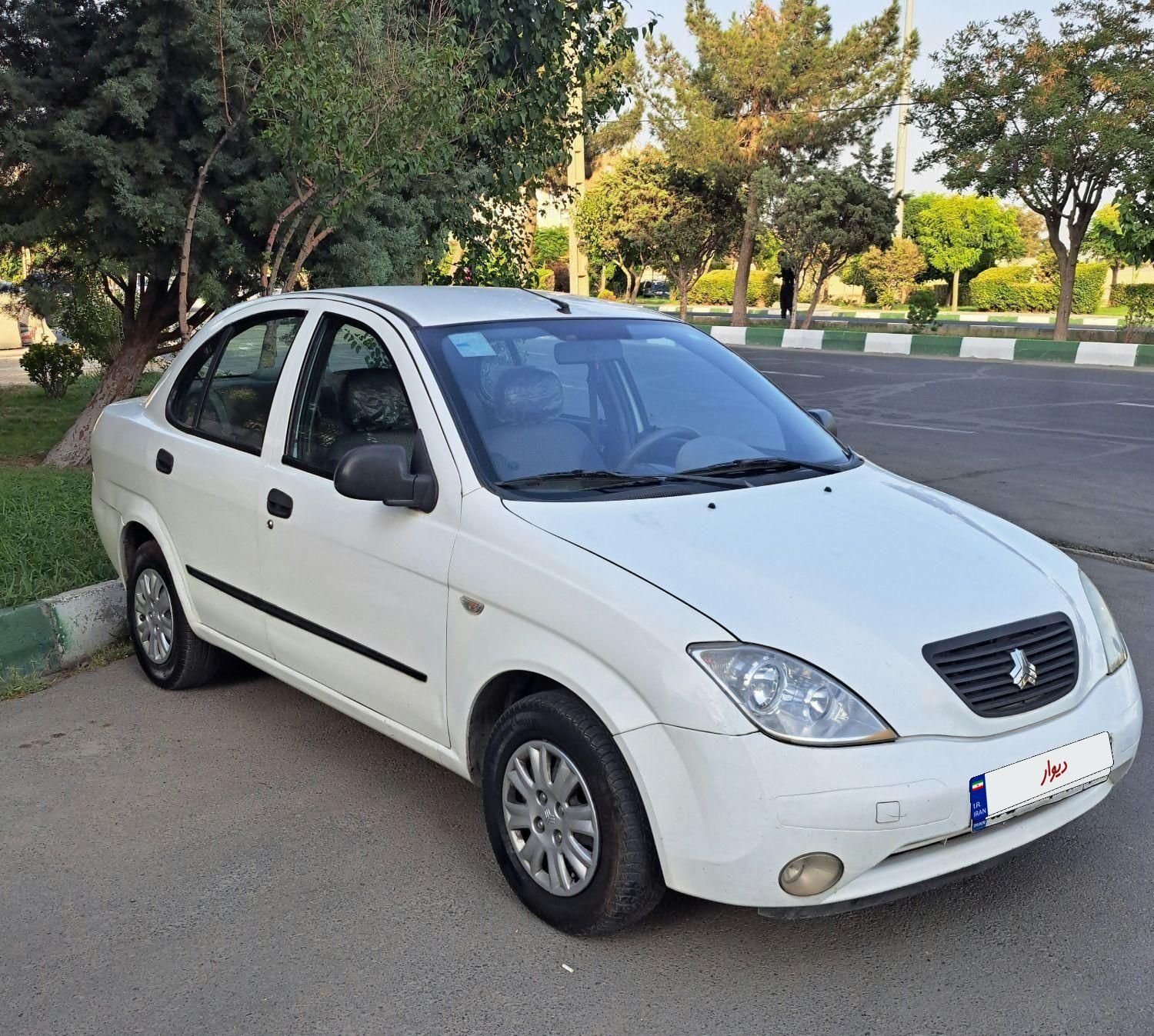 تیبا صندوق دار EX - 1395