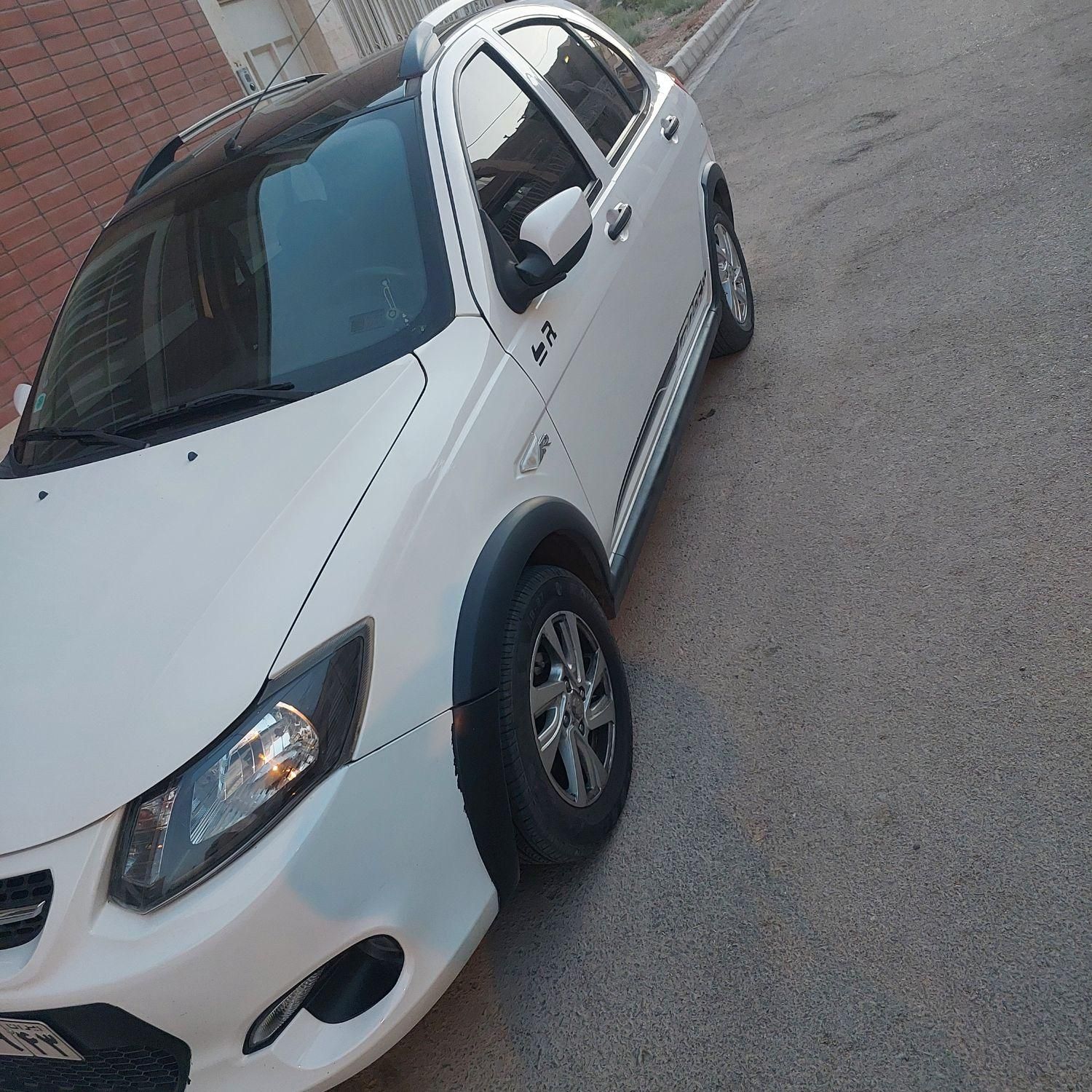 کوییک R دنده‌ای - 1399