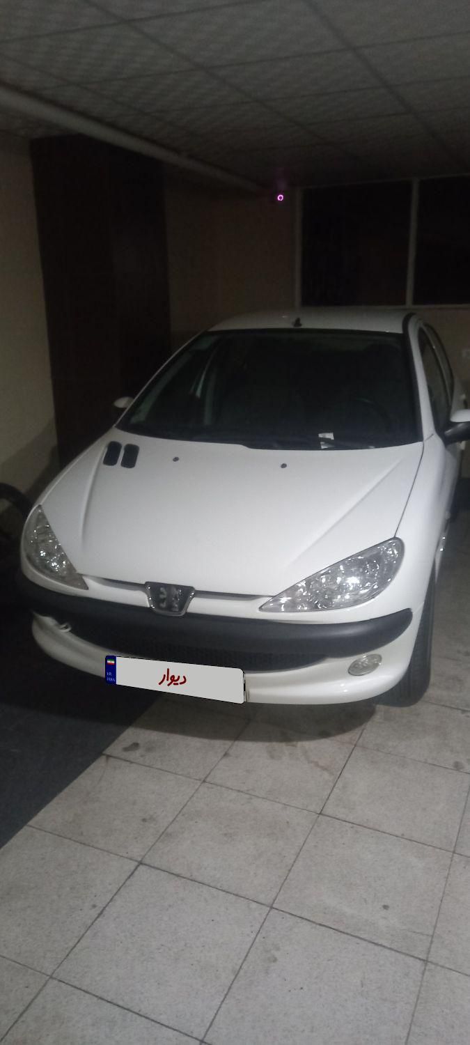 پژو ۲۰۶ صندوق دار v8 - 1398
