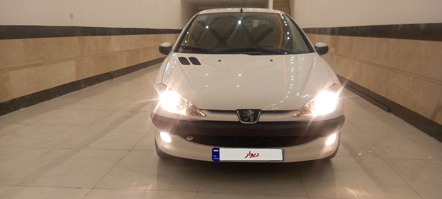 پژو ۲۰۶ صندوق دار v8 - 1398