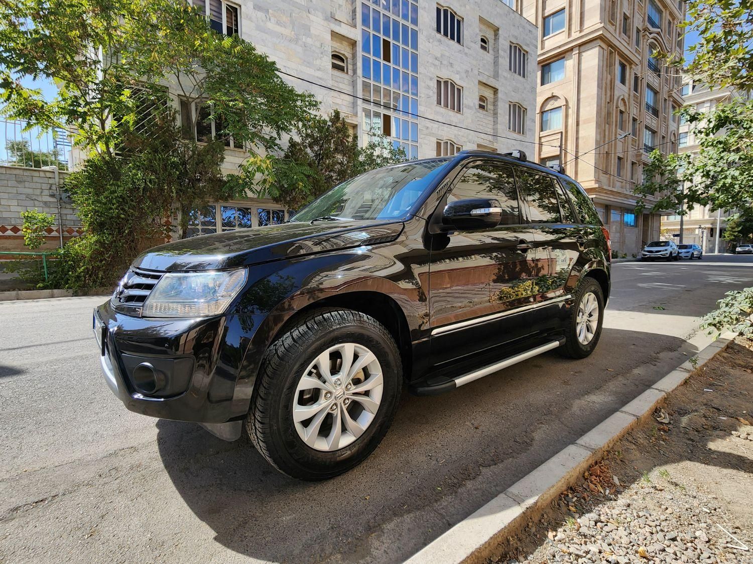 سوزوکی ویتارا ایران خودرو 2400 اتوماتیک - 1396