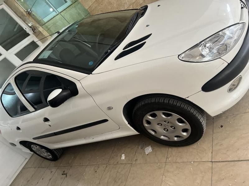 پژو ۲۰۶ صندوق دار v8 - 1396