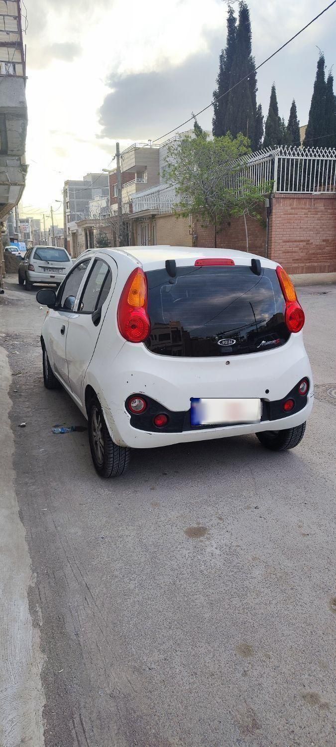 خودرو ام وی ام، 110S آگهی ann_19541104