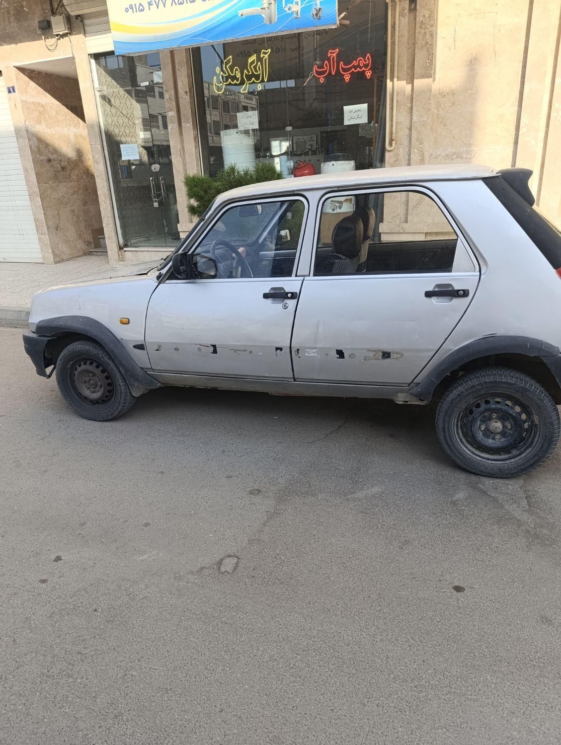 خودرو رنو، پی کی آگهی ann_19541128