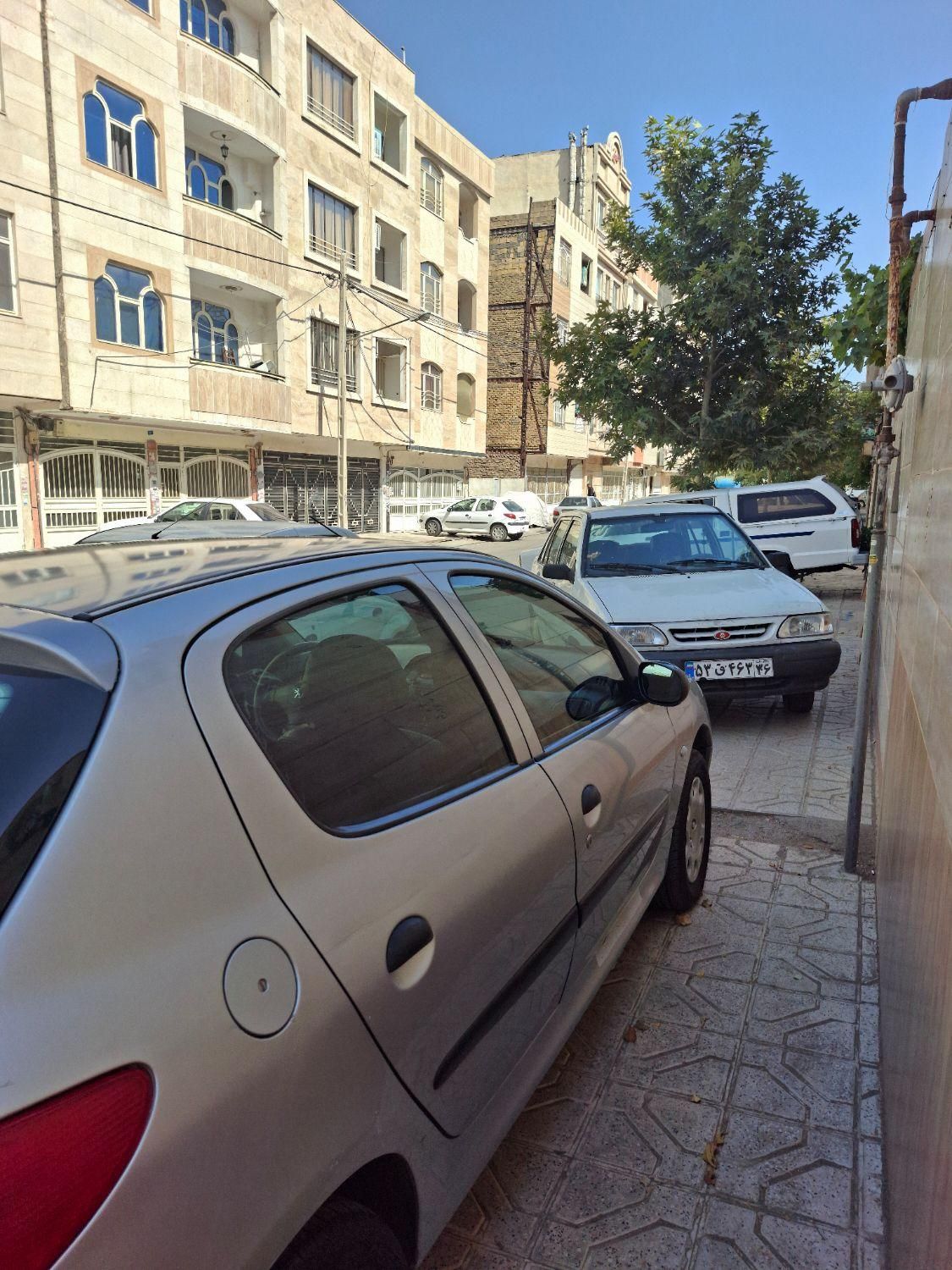 پژو 206 تیپ 2 - 1383