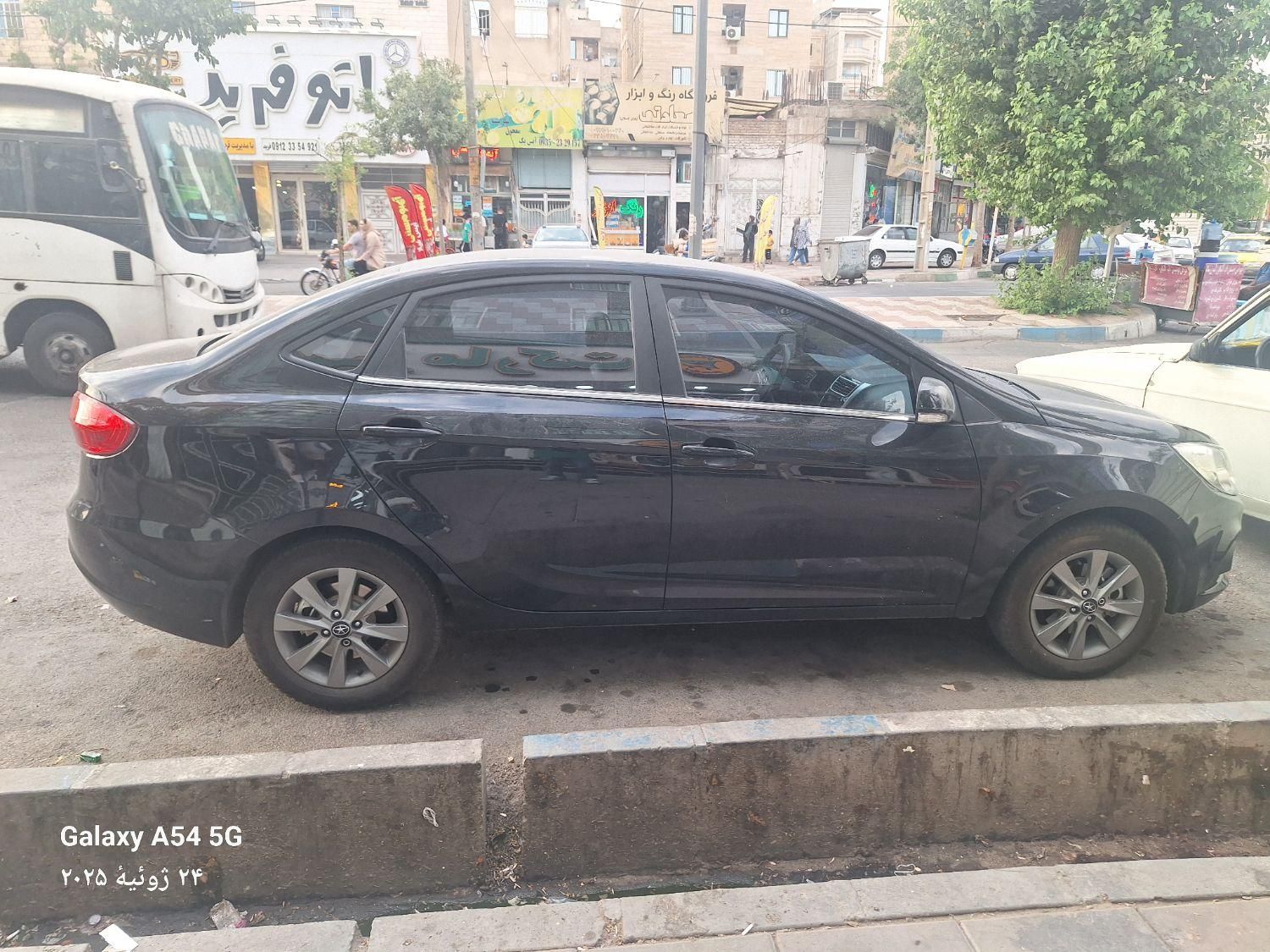 جک J4 اتوماتیک ساده - 1402