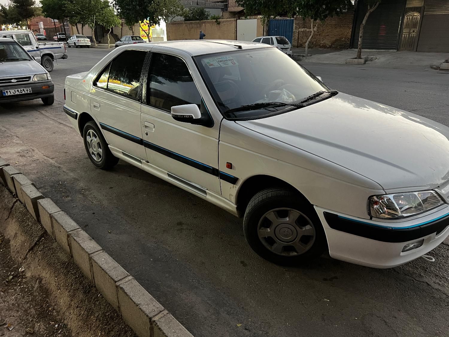 پژو پارس سال - 1394