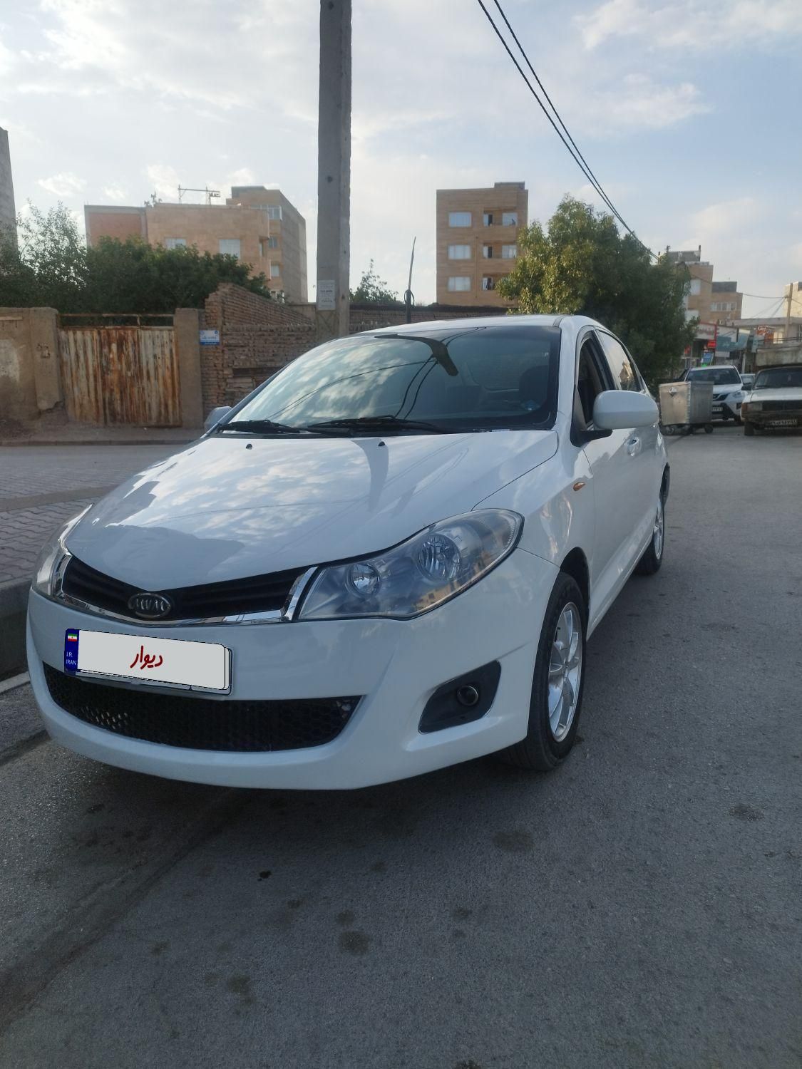 ام وی ام 315 هاچ بک ساده دنده ای - 1391