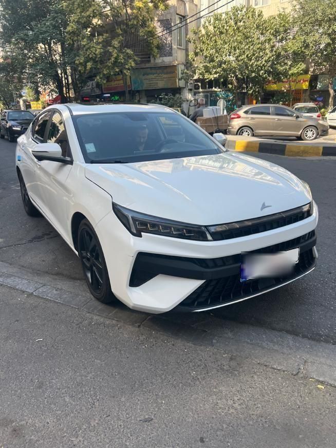خودرو کی ام سی، J7 آگهی ann_19541553