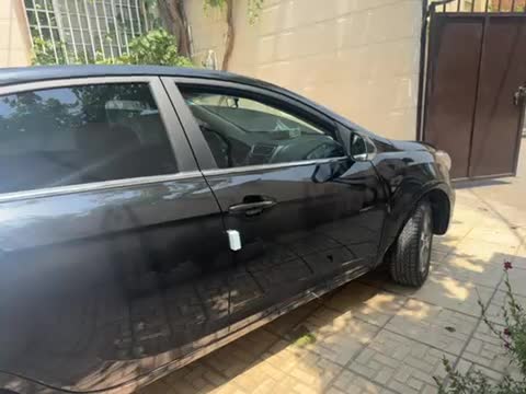 جک J4 اتوماتیک ساده - 1402